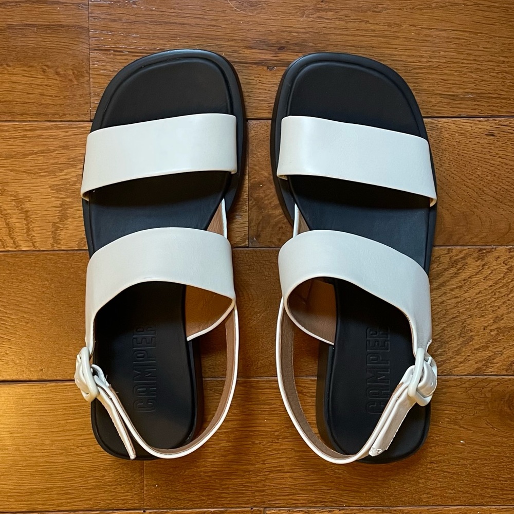 Camper Dana Leather 2-Strap Sandal, Size 37